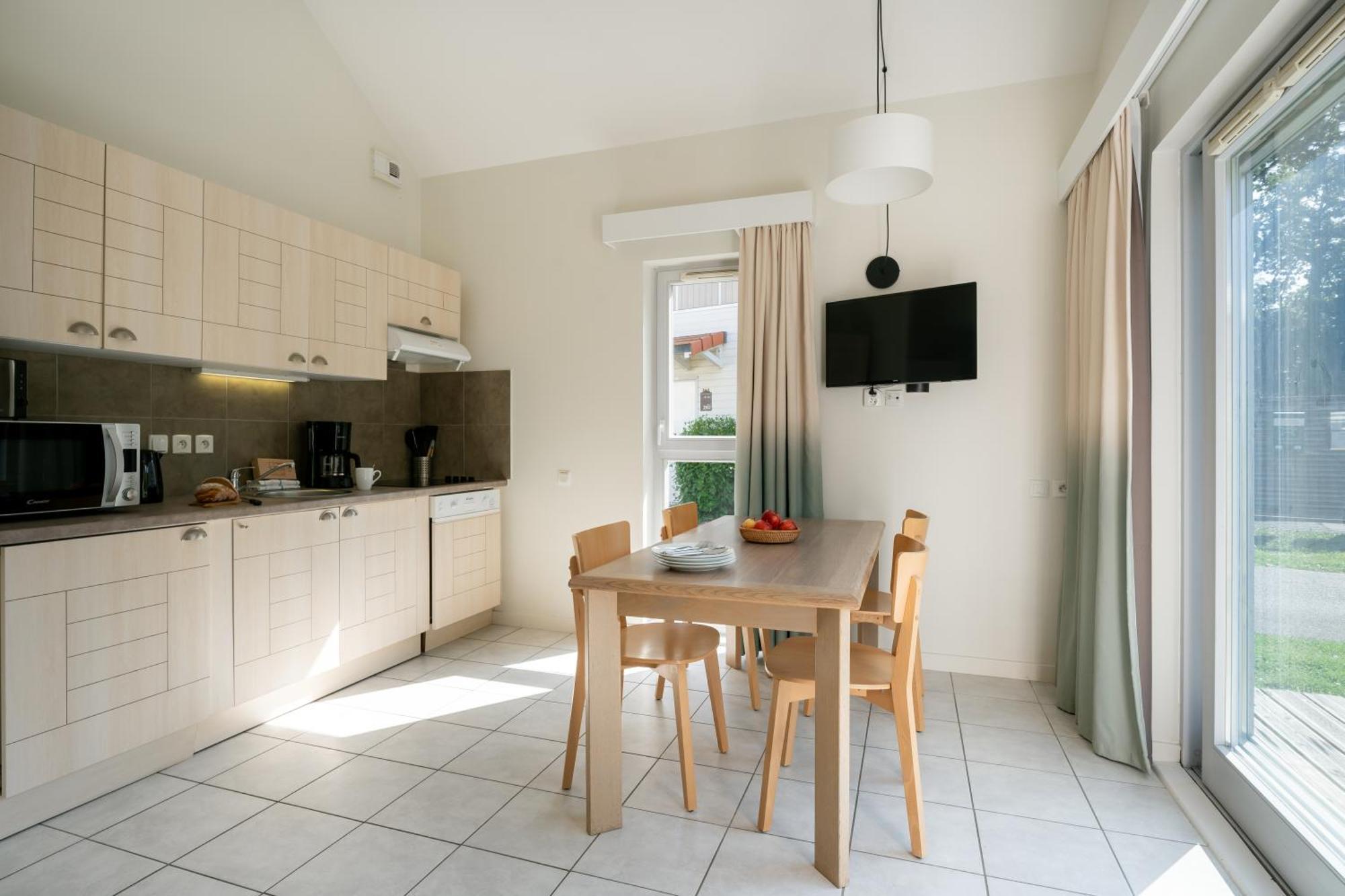 פורנישי Residence Pierre & Vacances Le Domaine Du Bois De La Gree מראה חיצוני תמונה